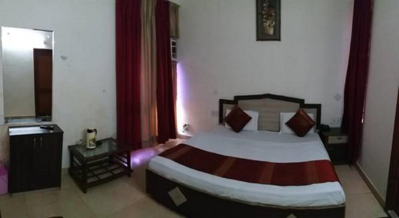 Hotel Rama Palace Katra  Dış mekan fotoğraf